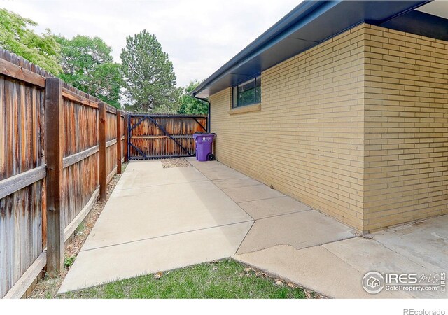 353 S Niagara St, Denver, CO 80224 - view of patio / terrace
