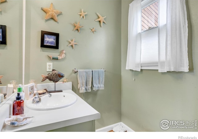 394 Deer Trail Cir, Boulder, CO 80302 - bathroom featuring vanity