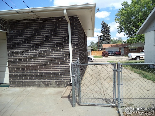401 31st Ave, Greeley, CO 80634 - view of side of property featuring a gate
