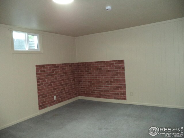 401 31st Ave, Greeley, CO 80634 - carpeted empty room with a smoke detector and baseboards