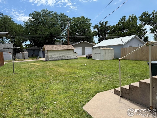 526 Emerson St, Wray, CO 80758 - photo 2