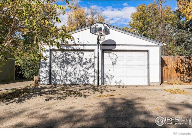 1109 Ironton St, Aurora, CO 80010 - view of garage