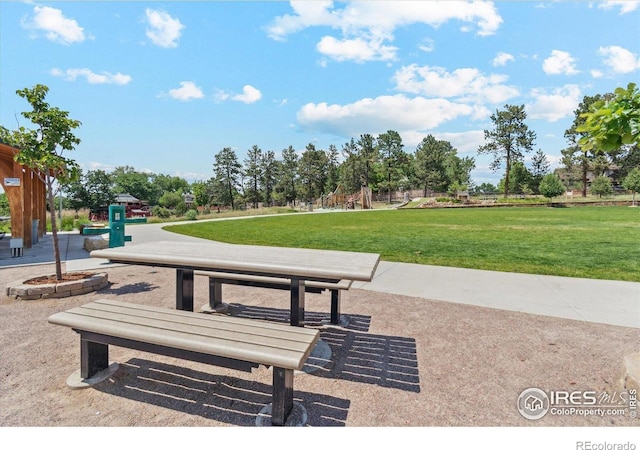 7474 E Arkansas Ave Unit 12, Denver, CO 80231 - surrounding community with a yard