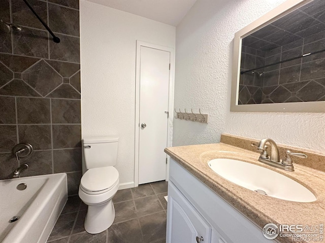 11941 S Clayson St, Parker, CO 80138 - full bath featuring vanity, tile patterned floors, bathtub / shower combination, and a textured wall