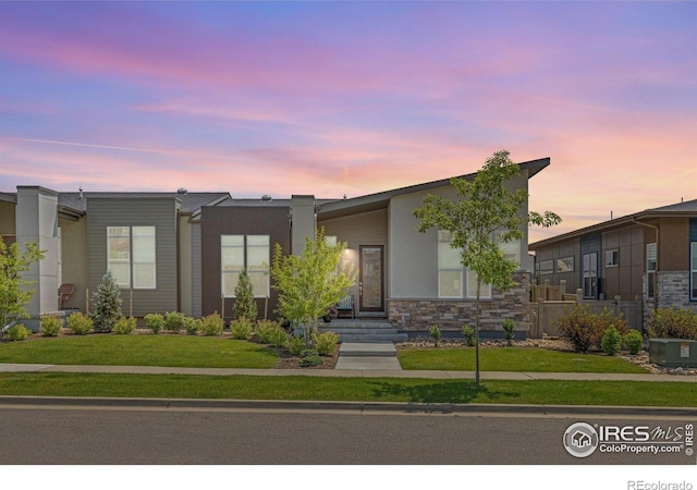 750 Kubat Ln Unit B, Longmont, CO 80503 - mid-century inspired home with a front lawn