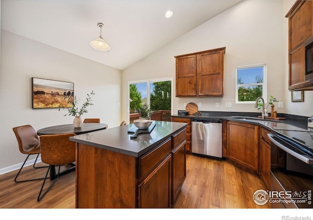 902 Delphinus Pl, Loveland, CO 80537 - photo 13