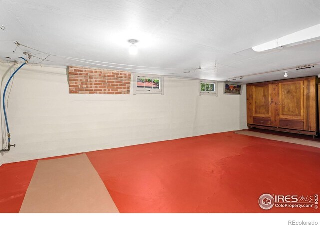 1220 9th Ave, Longmont, CO 80501 - photo 27