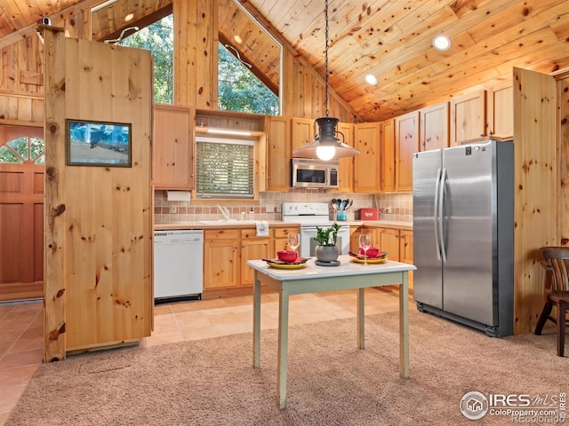 1035 Streamside Dr, Glen Haven, CO 80532 - photo 5