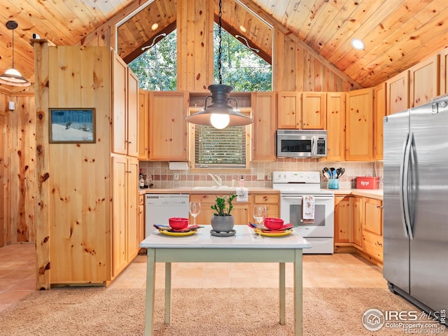 1035 Streamside Dr, Glen Haven, CO 80532 - photo 12