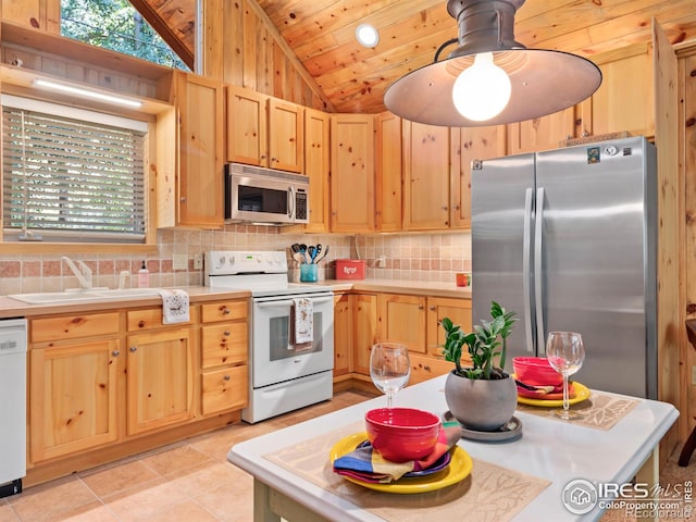 1035 Streamside Dr, Glen Haven, CO 80532 - photo 14
