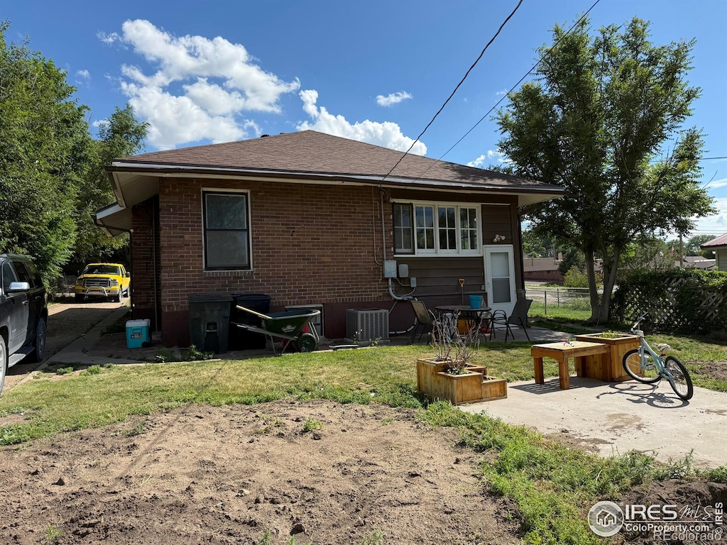 425 E 3rd St, Wray, CO 80758 - photo 2