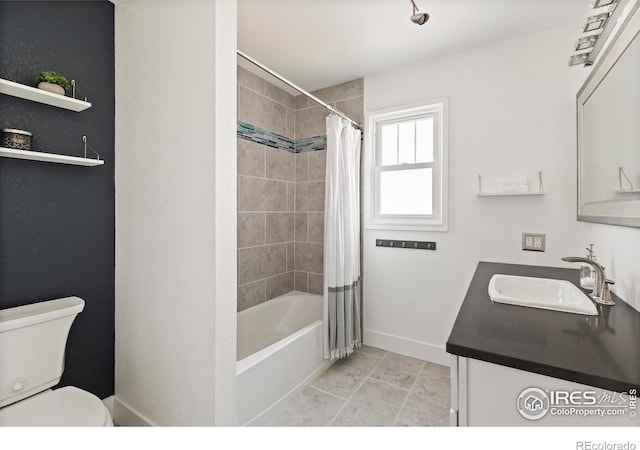 834 Emery St, Longmont, CO 80501 - bathroom with vanity and shower / tub combo