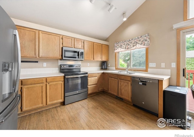 3891 Jefferson Dr, Loveland, CO 80538 - photo 8