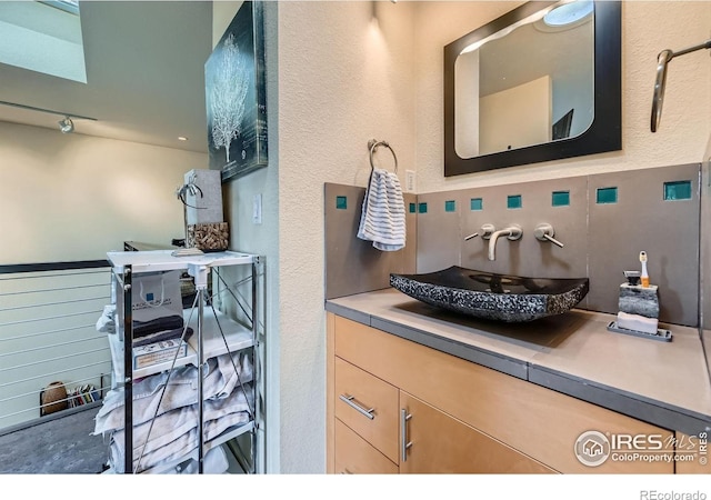 801 Confidence Dr Unit 16, Longmont, CO 80504 - bathroom featuring vanity