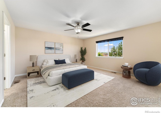 5049 S Ukraine St, Aurora, CO 80015 - bedroom featuring carpet flooring and ceiling fan