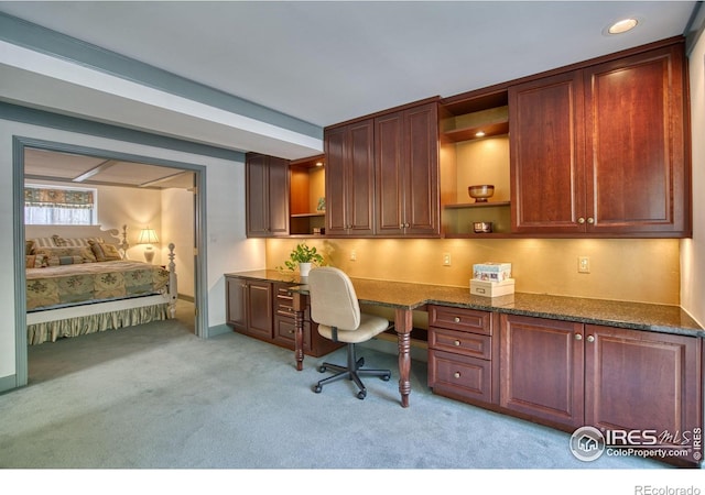 4471 Wellington Rd, Boulder, CO 80301 - office featuring built in desk and light carpet