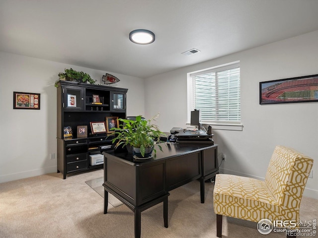 9035 S Shawnee Ct, Aurora, CO 80016 - office space with light colored carpet and baseboards