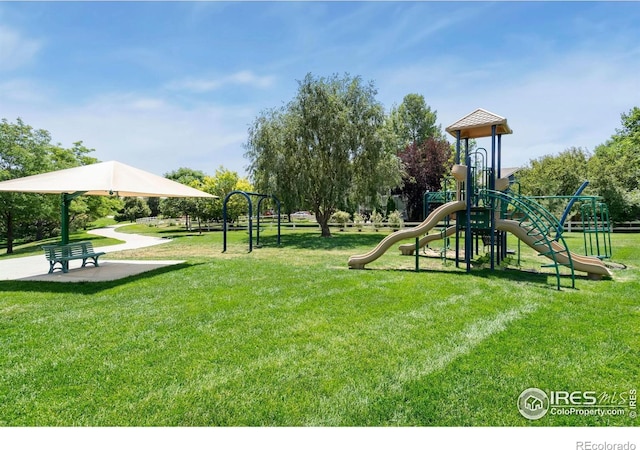 2262 Harvest St, Fort Collins, CO 80528 - community playground with a yard