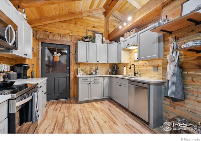 32224 Poudre Canyon Rd, Bellvue, CO 80512 - photo 10