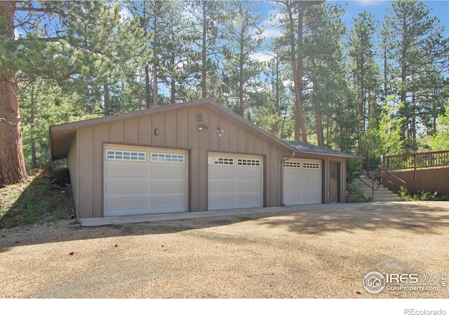 2160 Devils Gulch Rd, Estes Park, CO 80517 - view of detached garage