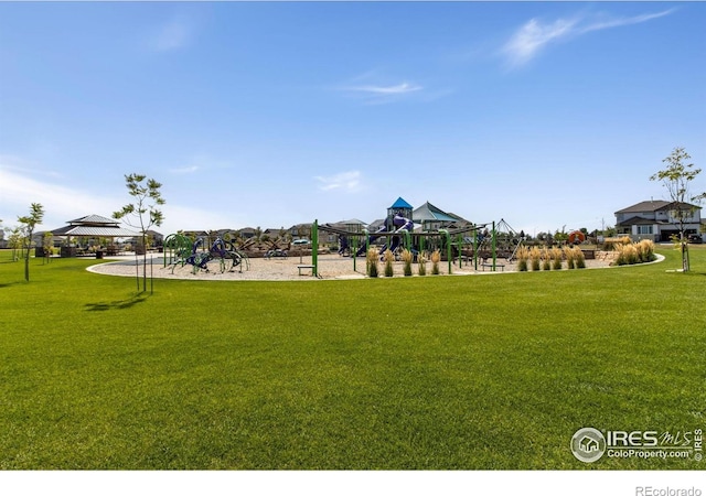 10400 17th St, Greeley, CO 80634 - view of home's community featuring a gazebo and a yard