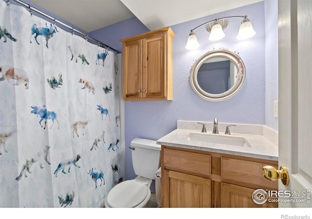 1014 Andrews Peak Dr Unit D112, Fort Collins, CO 80521 - full bath with vanity and curtained shower