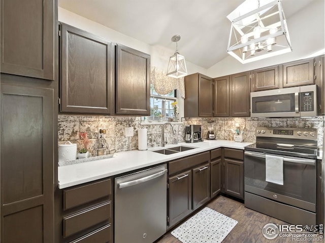 2738 Bradford Sq, Fort Collins, CO 80526 - photo 9