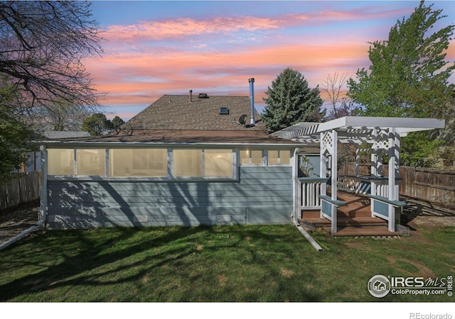 951 Vetch Cir, Lafayette, CO 80026 - rear view of property featuring a shingled roof