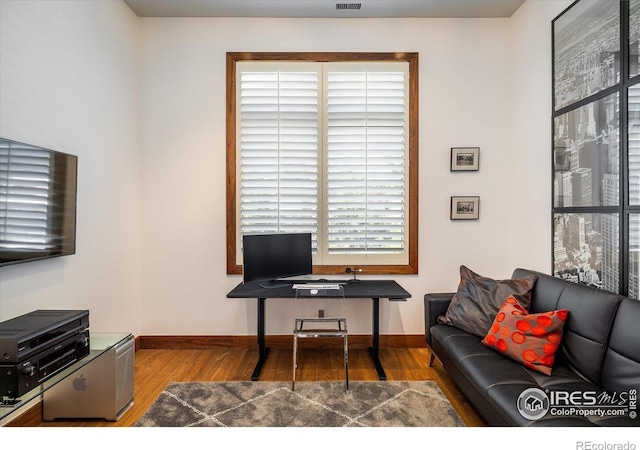 820 Pearl St, Boulder, CO 80302 - office area with wood finished floors and baseboards