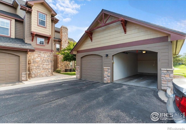 5220 Boardwalk Dr Unit 22, Fort Collins, CO 80525 - view of garage