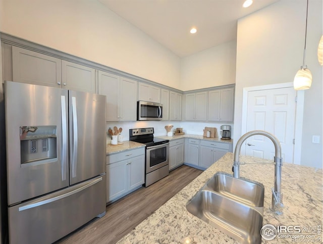 3096 Bridal Veil Falls Dr, Loveland, CO 80538 - photo 4