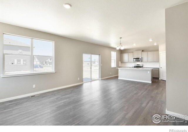 9910 Biscay St, Commerce City, CO 80022 - photo 3