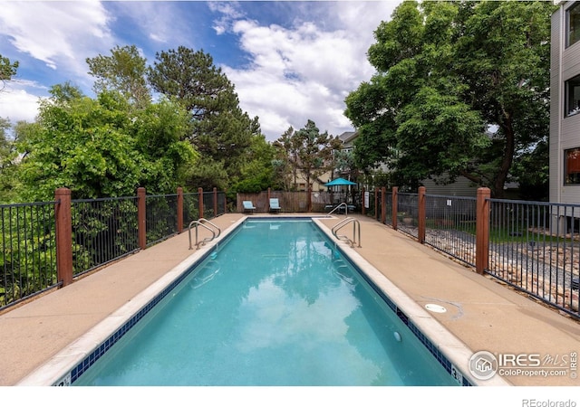 337 Arapahoe Ave Unit 303, Boulder, CO 80302 - view of community pool