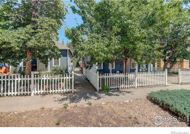 2279 Spruce St Unit 8, Boulder, CO 80302 - obstructed view of property with a fenced front yard