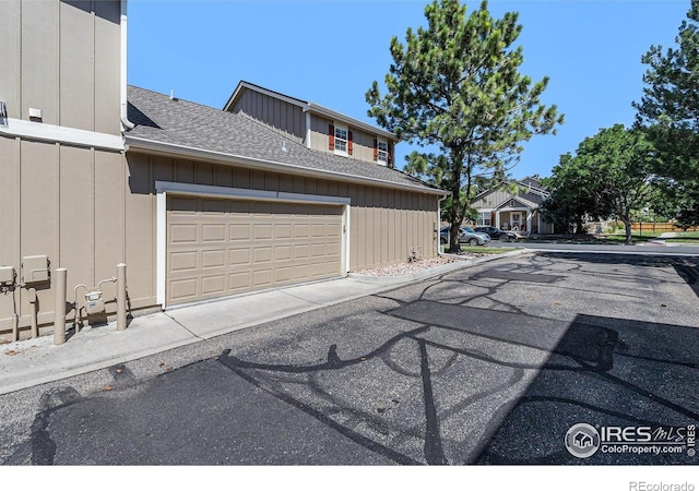 5124 Stillwater Creek Dr Unit E, Fort Collins, CO 80528 - view of garage