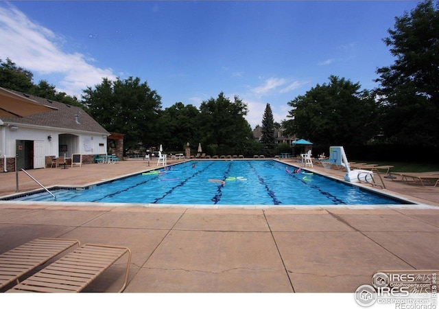 5124 Stillwater Creek Dr Unit E, Fort Collins, CO 80528 - community pool with a patio
