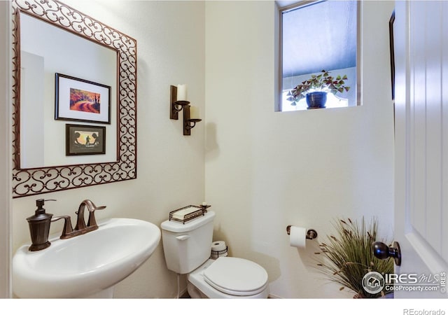 15569 W Baker Ave, Lakewood, CO 80228 - photo 20