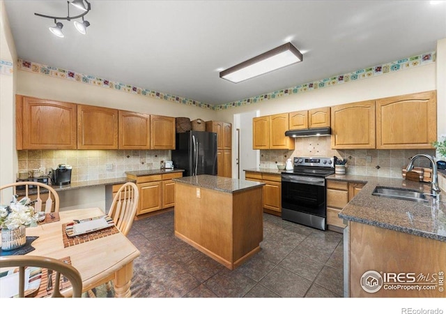 3218 Wetterhorn Dr, Fort Collins, CO 80525 - photo 21