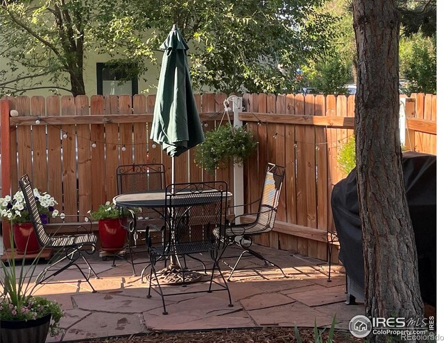 2204 Pine St, Boulder, CO 80302 - view of patio with outdoor dining area