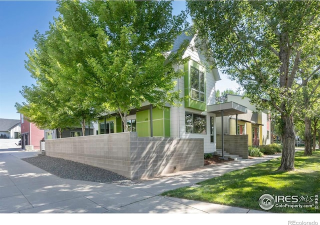 1012 Confidence Dr, Longmont, CO 80504 - photo 2