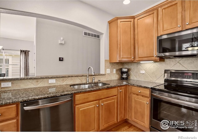 1632 Metropolitan Dr, Longmont, CO 80504 - photo 11