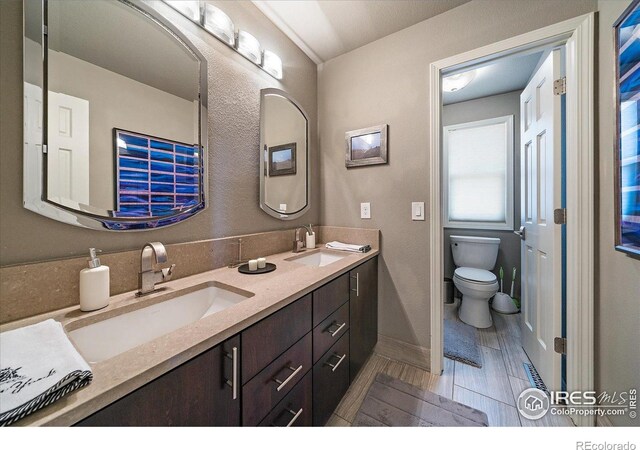 9459 Oakbrush Way, Lone Tree, CO 80124