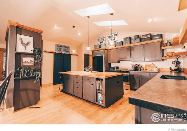 2205 Stonecrest Dr, Fort Collins, CO 80521 - photo 2