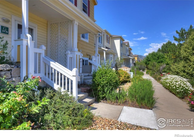 3970 Colorado Ave Unit G, Boulder, CO 80303 - surrounding community featuring a residential view