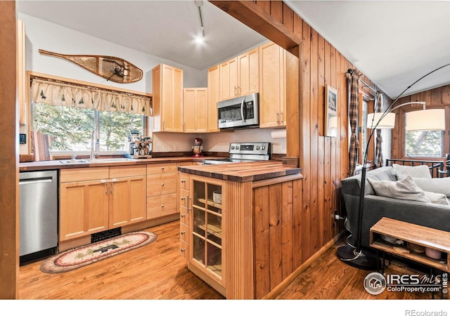 838 Lakeshore Dr, Boulder, CO 80302