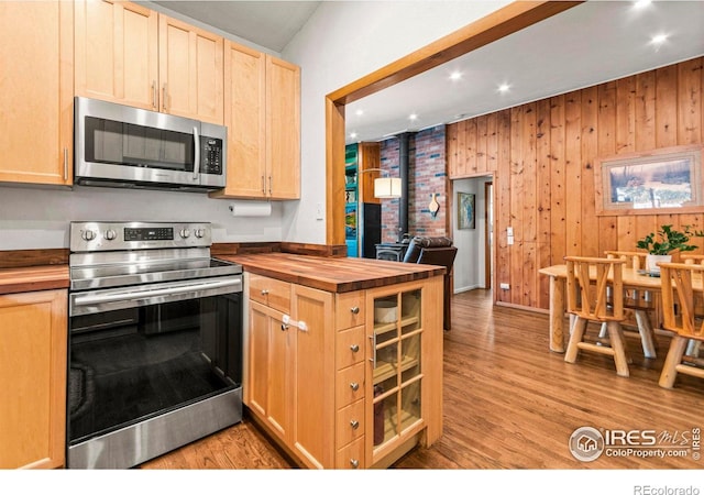 838 Lakeshore Dr, Boulder, CO 80302