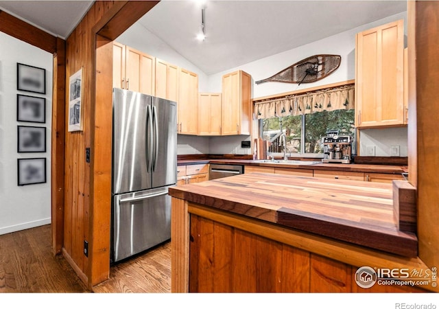 838 Lakeshore Dr, Boulder, CO 80302