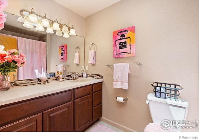 1200-1202 Parker Dr, Longmont, CO 80501 - bathroom with vanity and curtained shower