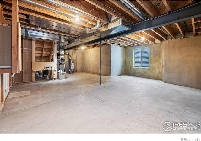 401 Cascade Ct, Johnstown, CO 80534 - unfinished below grade area with water heater