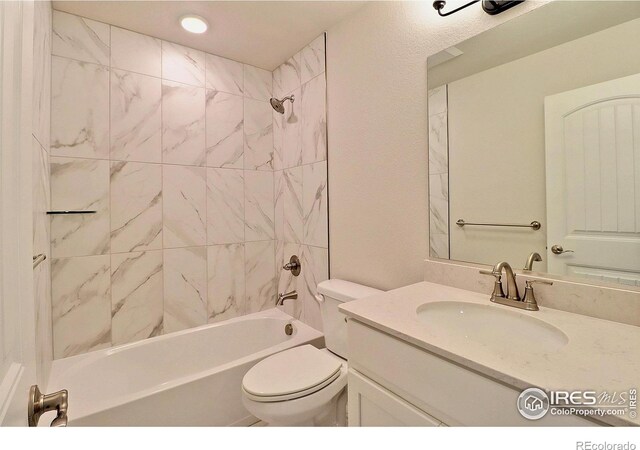 4319 Primrose Ln, Evans, CO 80620 - full bath featuring vanity and shower / bathtub combination